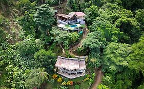 Niuwi Hostel